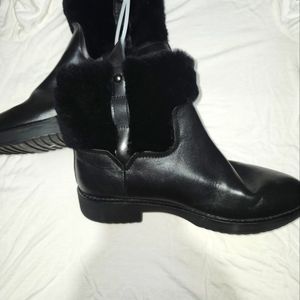 FitFlop Midi Boots